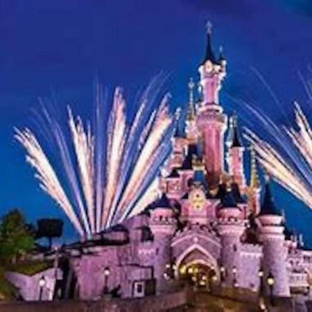 Proche Disney Et Paris - Studio Terrasse Et Parking Prive Montévrain Eksteriør billede