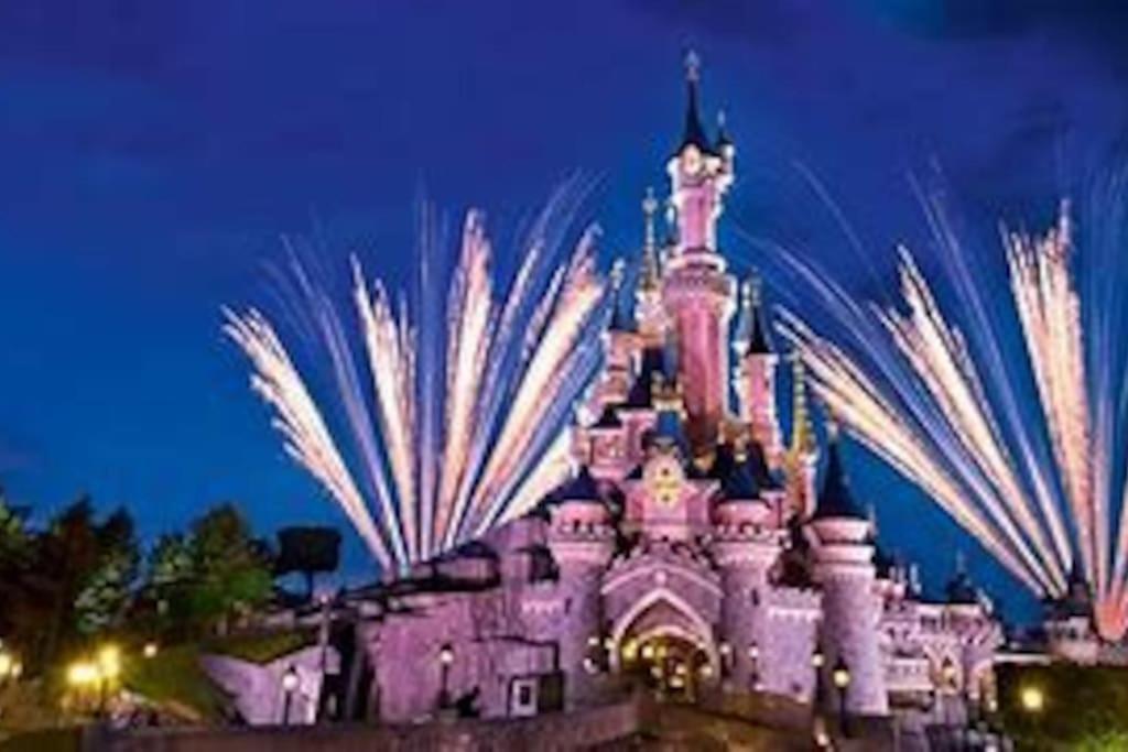 Proche Disney Et Paris - Studio Terrasse Et Parking Prive Montévrain Eksteriør billede